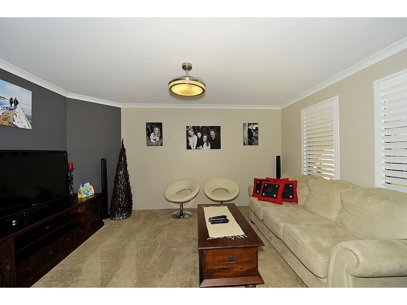 14 Arabian Drive, Coodanup WA 6210