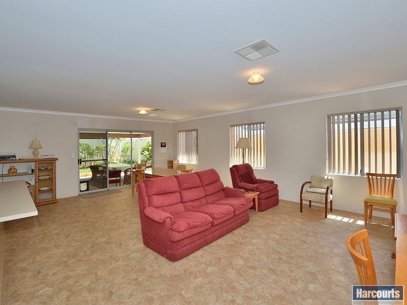 82 Touchstone Drive, Dawesville WA 6211