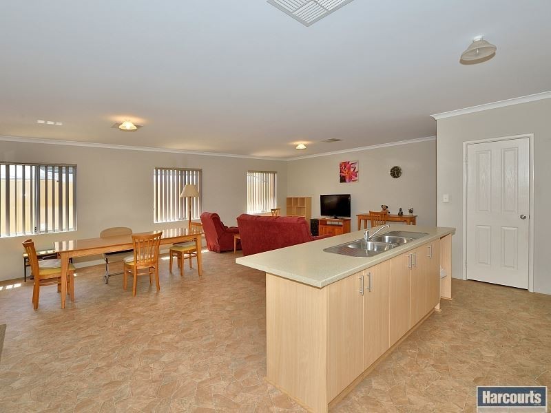82 Touchstone Drive, Dawesville WA 6211