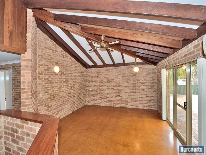 13 Newstead Close, Halls Head WA 6210