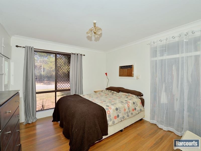 36 Manildra Drive, Dudley Park WA 6210