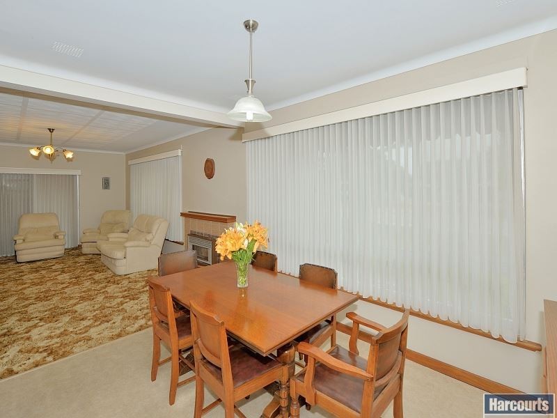 41 Gillark street, Dudley Park WA 6210