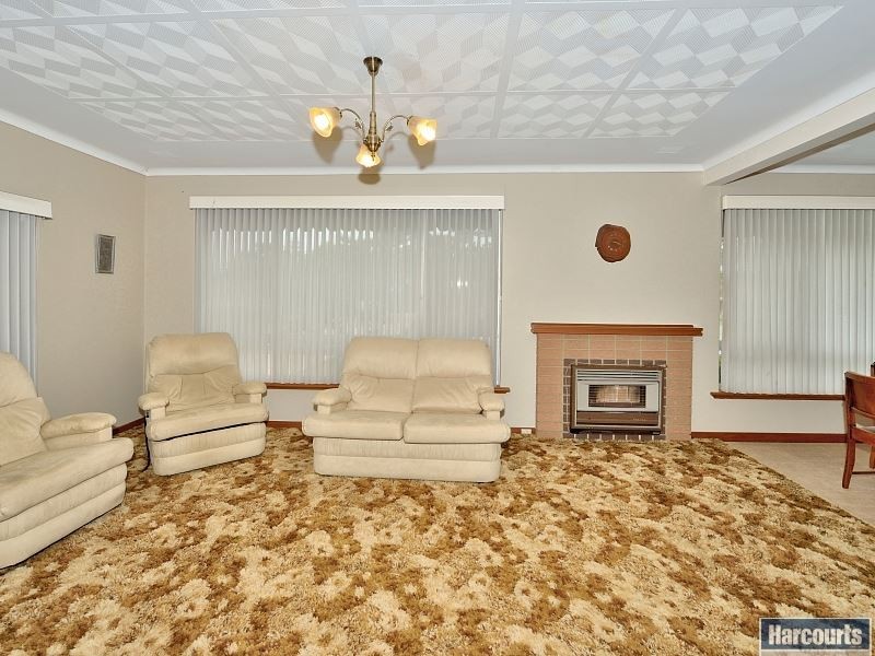 41 Gillark street, Dudley Park WA 6210