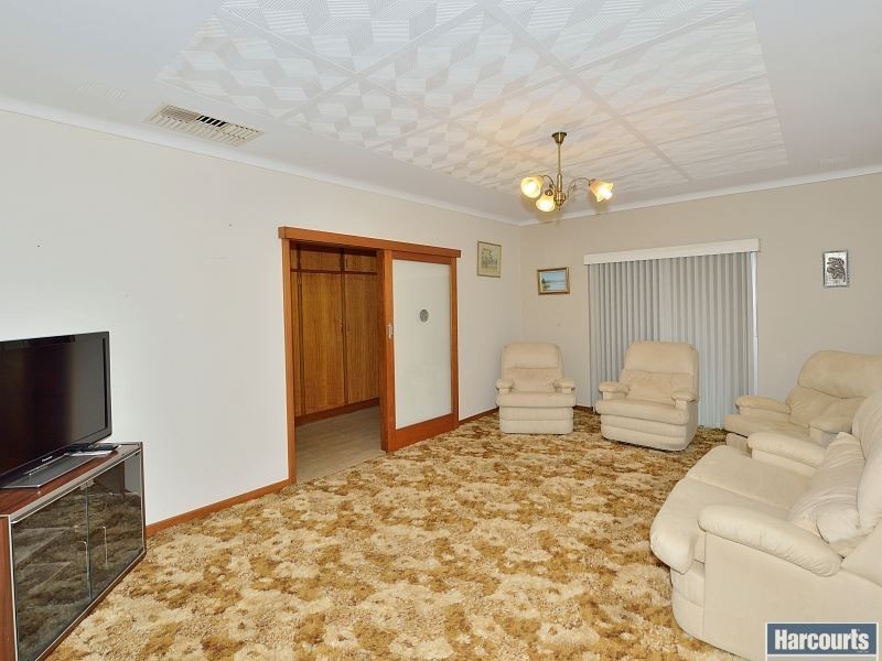 41 Gillark street, Dudley Park WA 6210