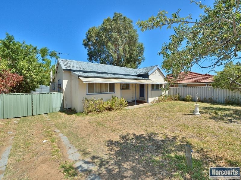 64 Forrest Street, Mandurah WA 6210