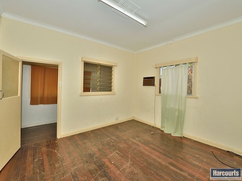 64 Forrest Street, Mandurah WA 6210