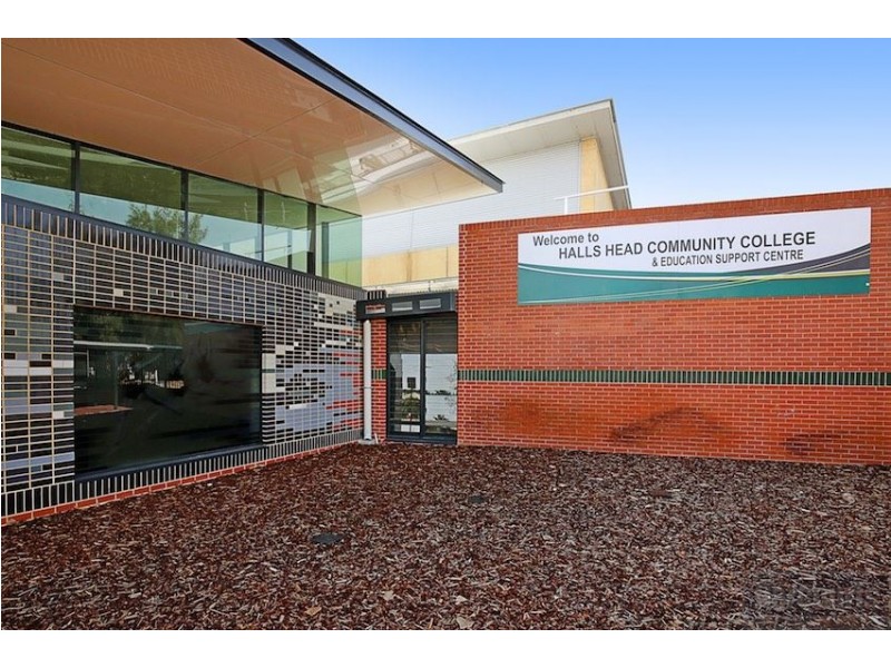 23 Everlasting Retreat, Halls Head WA 6210