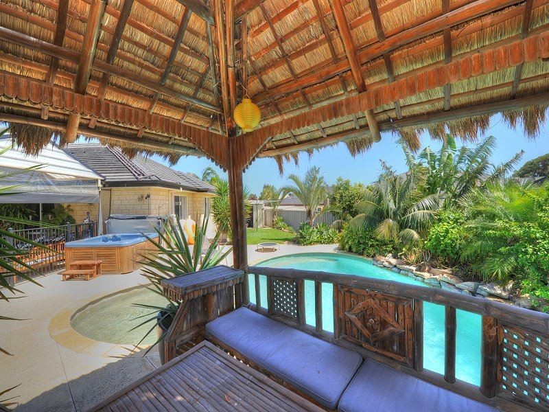 3 Ash Court, Halls Head WA 6210