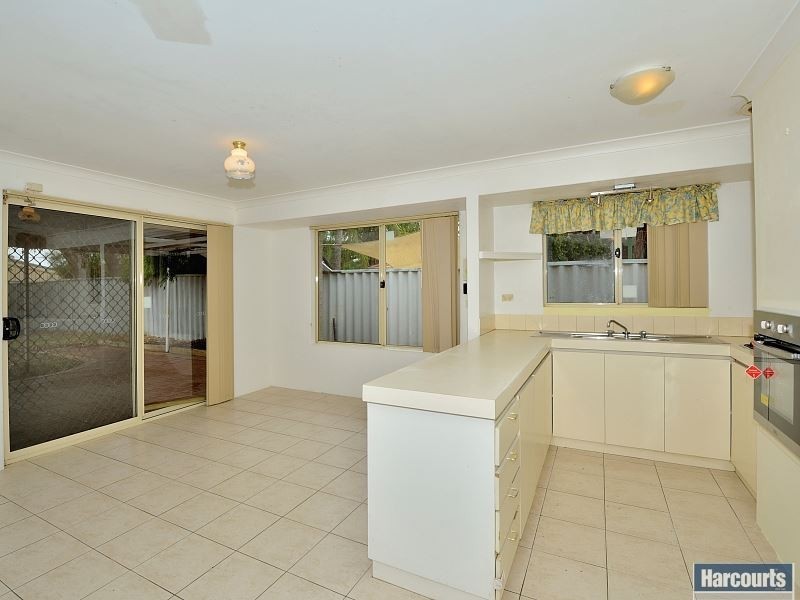 10 Newlyn Way, Coodanup WA 6210