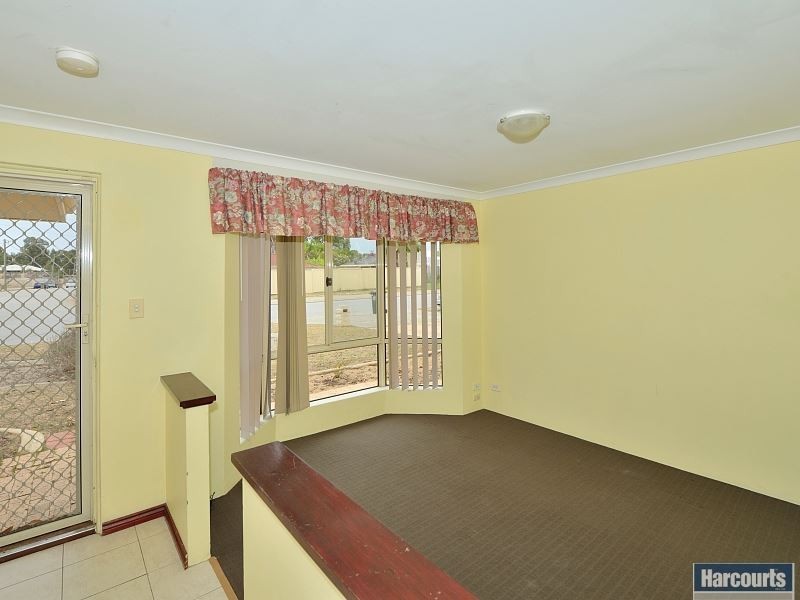10 Newlyn Way, Coodanup WA 6210