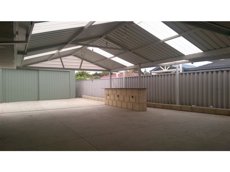 165 Oakmont Avenue, Meadow Springs WA 6210