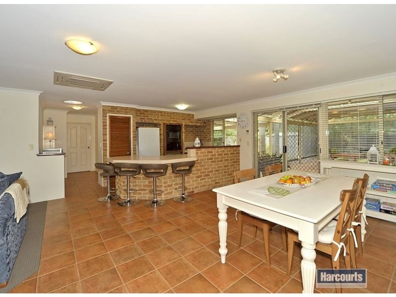 1 Candello Loop, Greenfields WA 6210