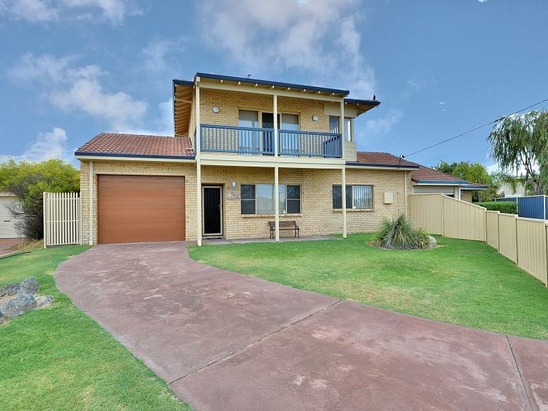 30 Parmelia Way, Madora Bay WA 6210