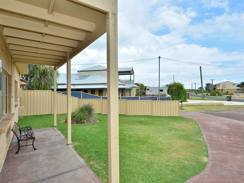 30 Parmelia Way, Madora Bay WA 6210