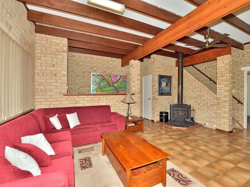 30 Parmelia Way, Madora Bay WA 6210