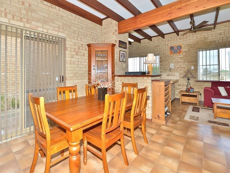 30 Parmelia Way, Madora Bay WA 6210