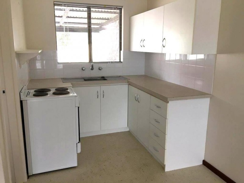 2/11 Rockford Street, Mandurah WA 6210