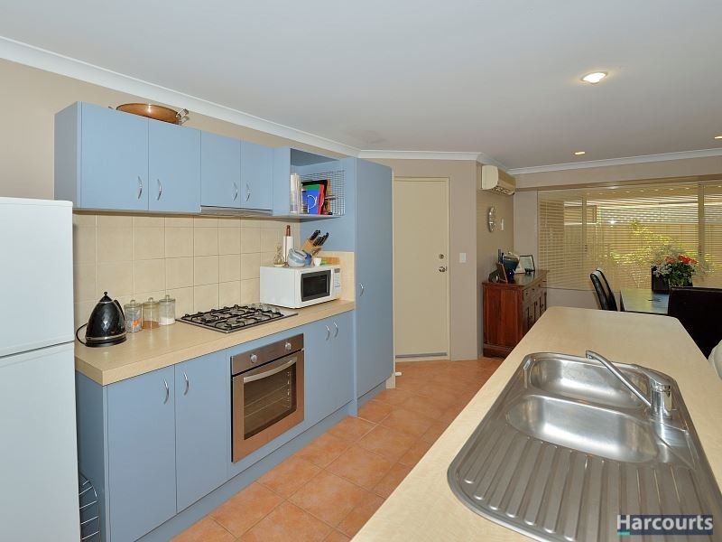 18 Hudson Drive, Dudley Park WA 6210