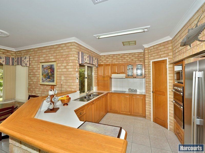 8 Arkley Court, Erskine WA 6210