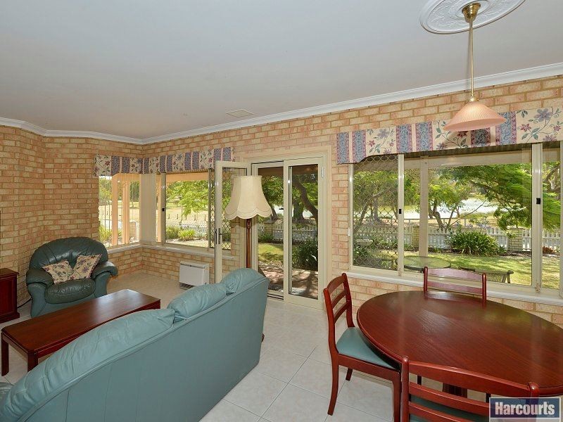 8 Arkley Court, Erskine WA 6210
