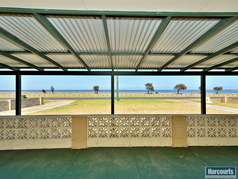 17 John Street, Coodanup WA 6210