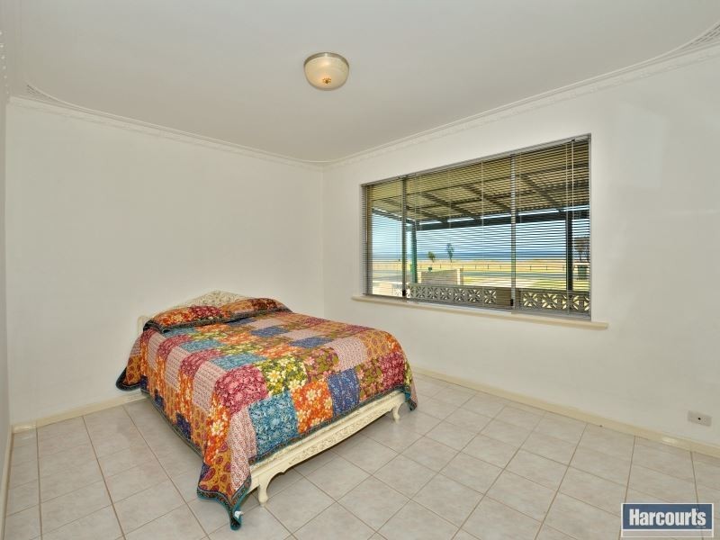 17 John Street, Coodanup WA 6210