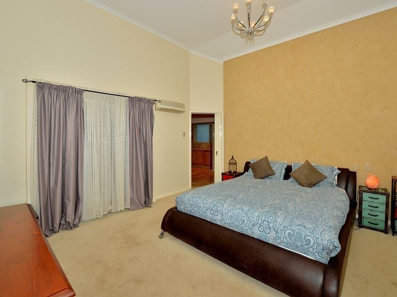 71 Amarillo Drive, Karnup WA 6176