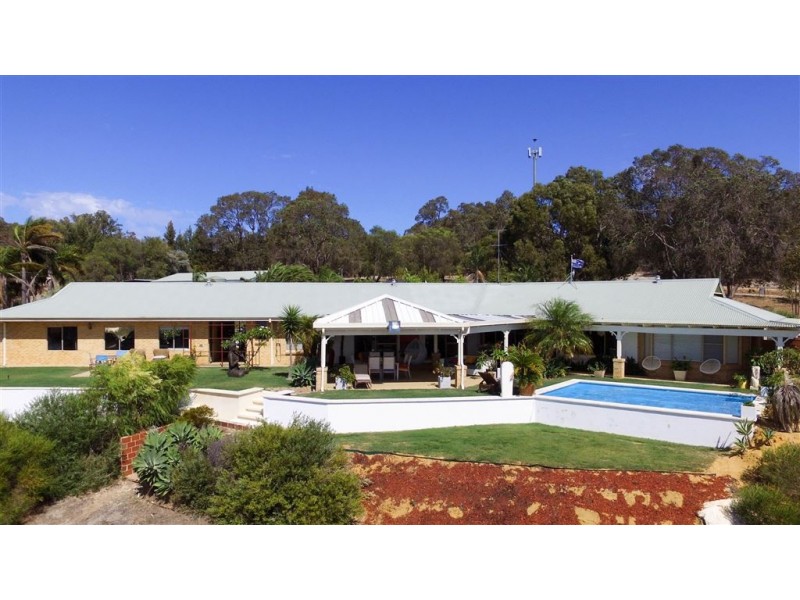 2 Harvey View Drive, Herron WA 6211