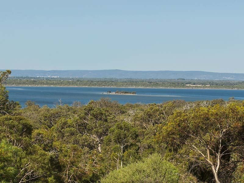 2 Harvey View Drive, Herron WA 6211