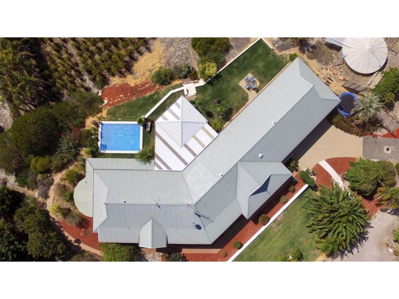 2 Harvey View Drive, Herron WA 6211