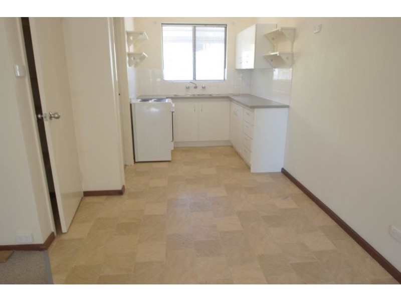 1/11 Rockford Street, Mandurah WA 6210