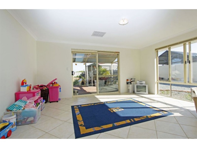 67 Country Road, Pinjarra WA 6208
