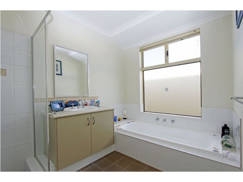 67 Country Road, Pinjarra WA 6208