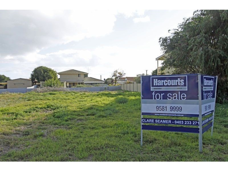13 Parmelia Way, Madora Bay WA 6210
