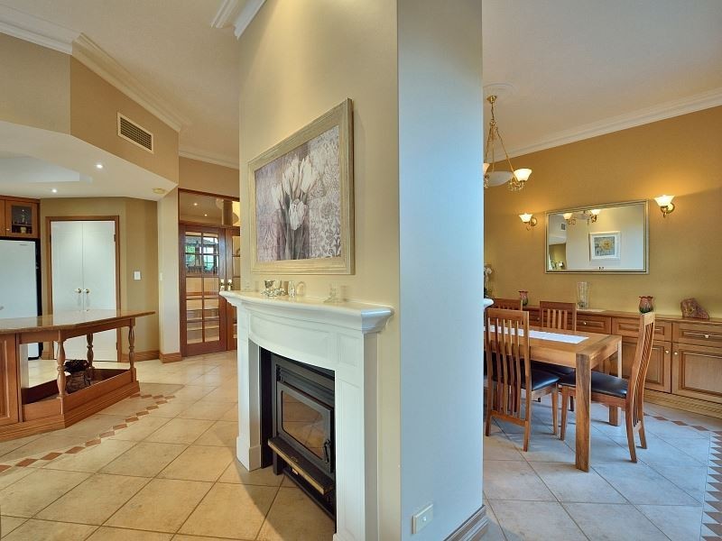 9 Captain Court, Wannanup WA 6210