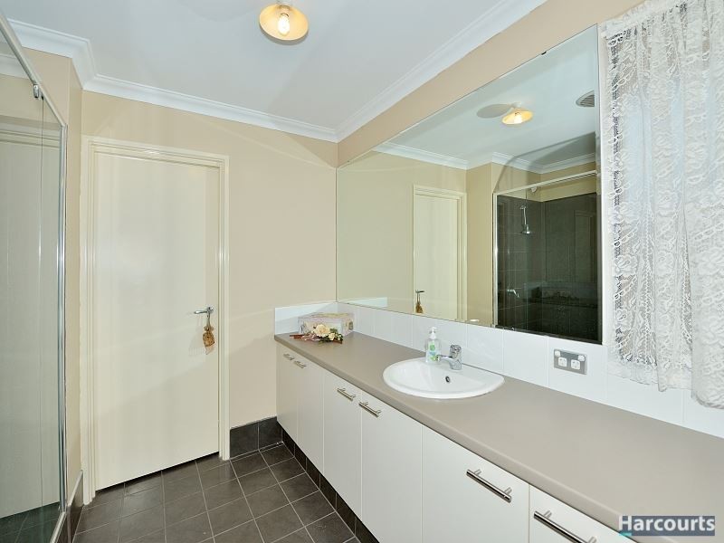 63 Carissa Turn, Halls Head WA 6210