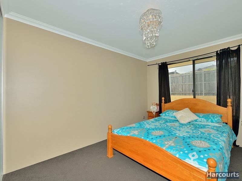 63 Carissa Turn, Halls Head WA 6210