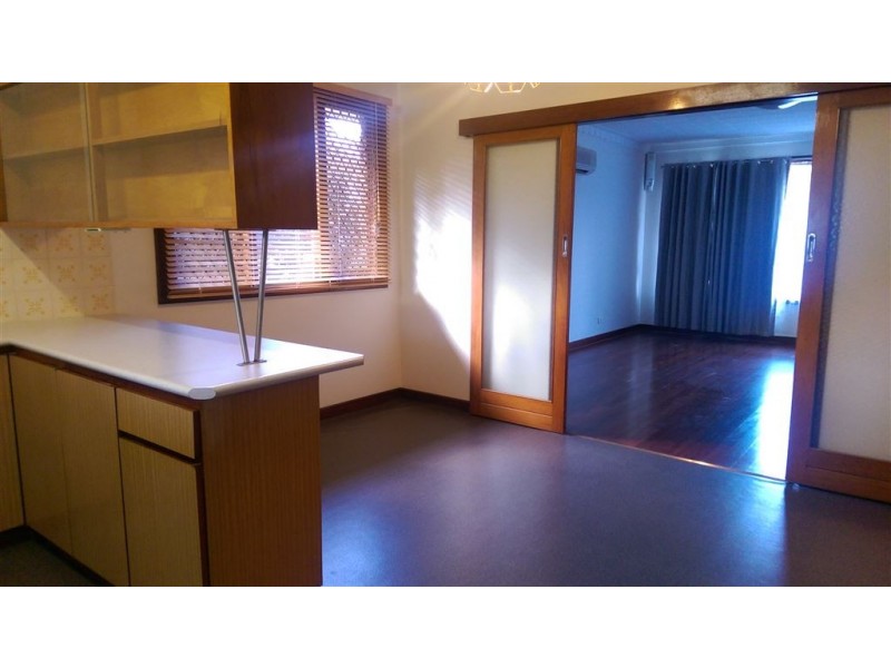 30 Goomarl street, Dudley Park WA 6210