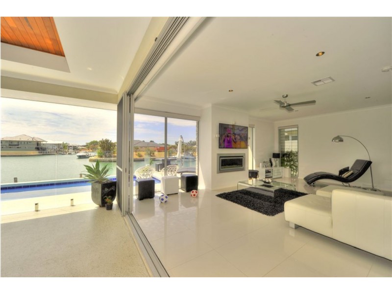 71 Erins Isle, Dudley Park WA 6210