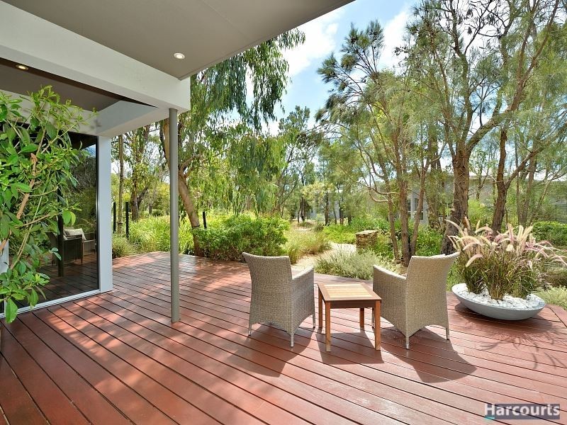 1 Cassowary Crescent, Coodanup WA 6210