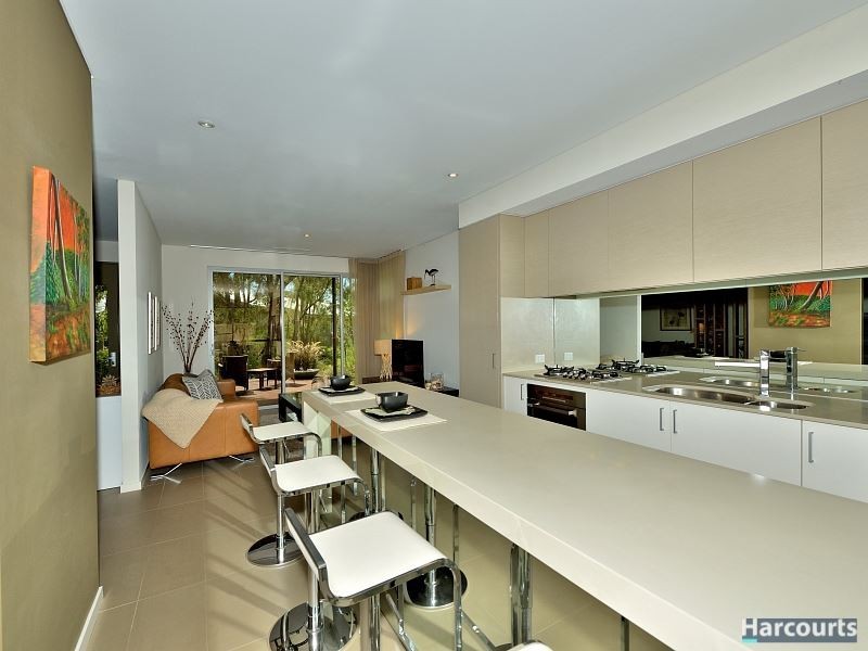 1 Cassowary Crescent, Coodanup WA 6210