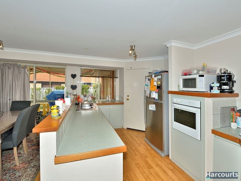16 Lucidus Retreat, Greenfields WA 6210