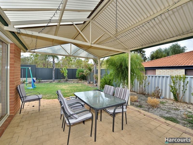 16 Lucidus Retreat, Greenfields WA 6210