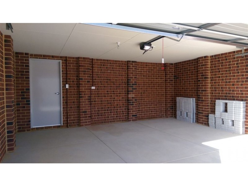 17 Venulosa Avenue, Halls Head WA 6210