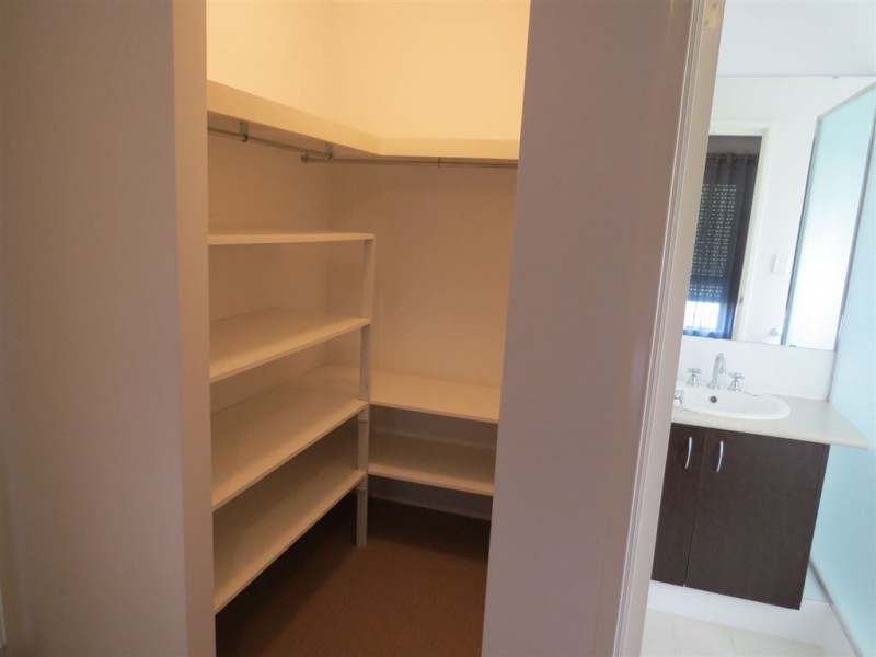 47 Warburton Trail, Lakelands WA 6180