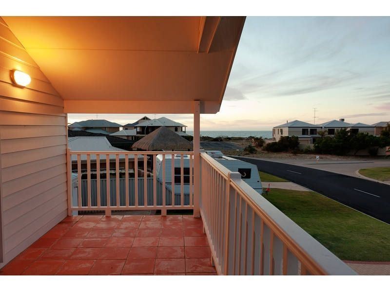 41 Watersun Drive, Silver Sands WA 6210