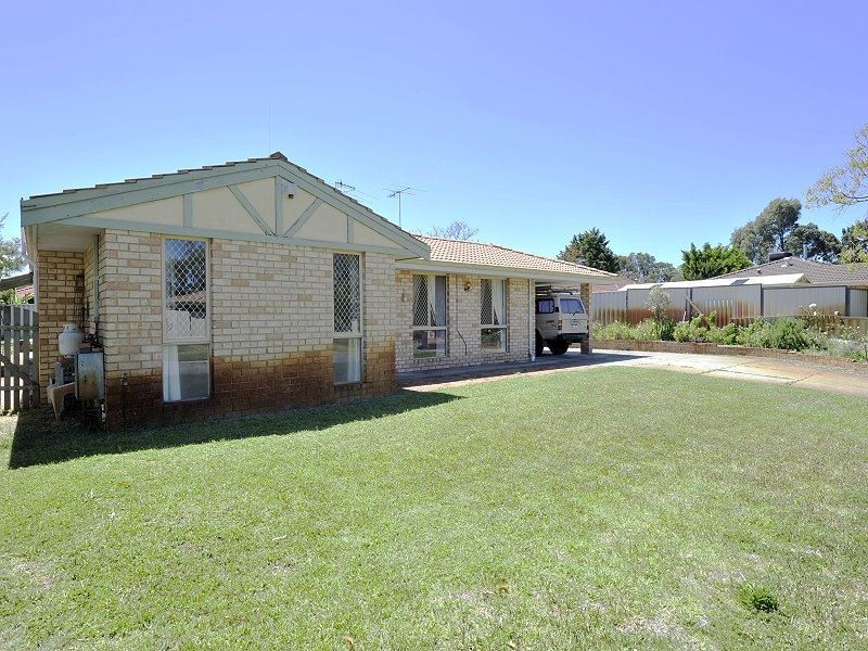 1 Allora Close, Dudley Park WA 6210