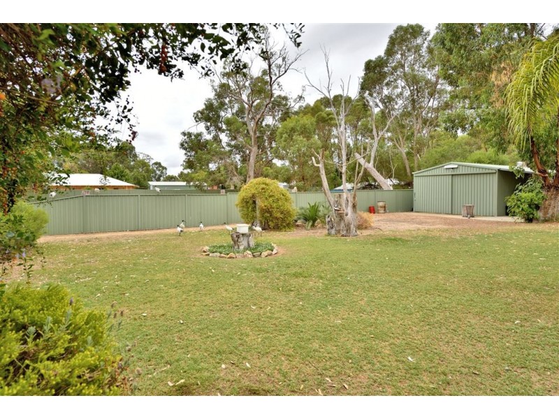8 Elleker Close, Greenfields WA 6210