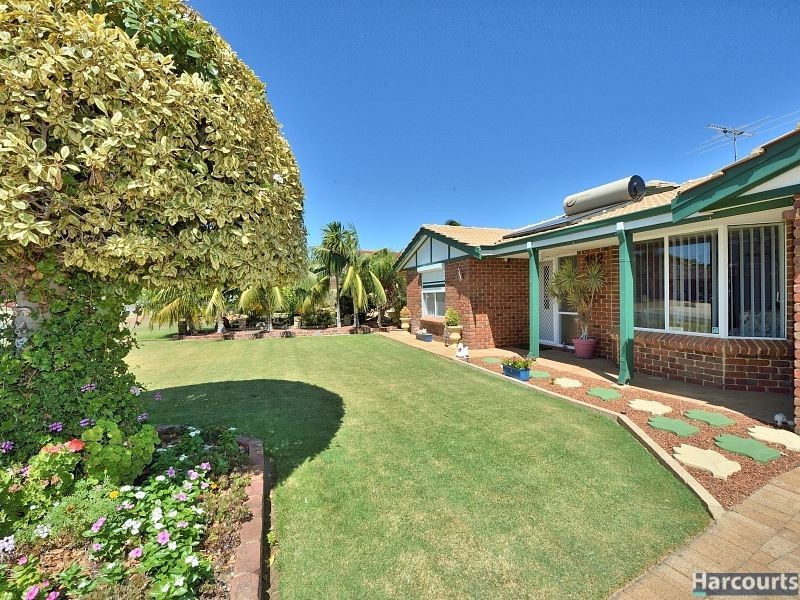 162 Oakmont Avenue, Meadow Springs WA 6210