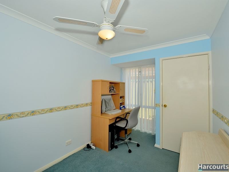 162 Oakmont Avenue, Meadow Springs WA 6210